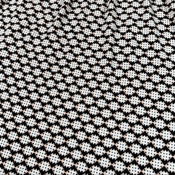 Max Studio small short ruffle sleeve wide elastic neck light pink & black shirt - Picture 8 of 12